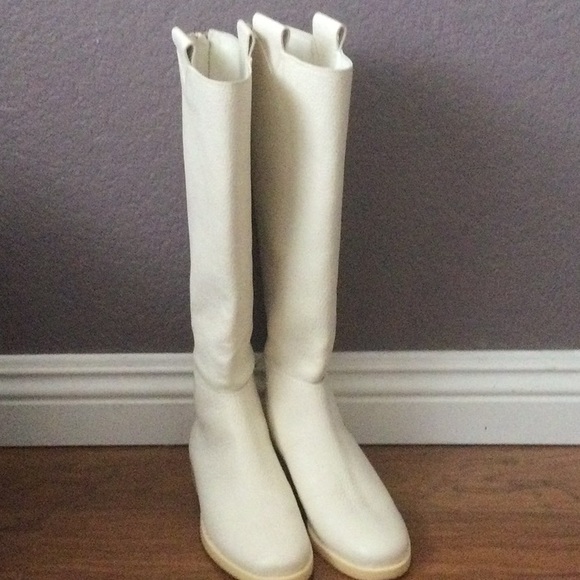 Mercedes Castillo White Baxter Leather Riding Boot - Picture 2 of 6